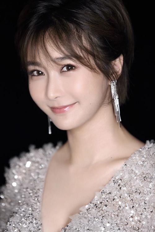 陈冰个人资料身高,优雅与力量的完美结合